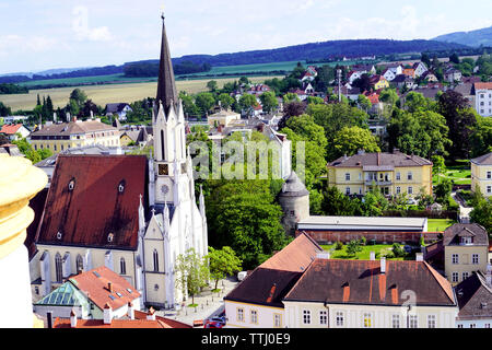 La città di Melk, guardando verso il basso dalla Abbazia, Austria Foto Stock