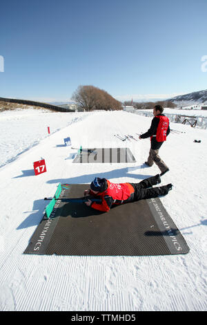 Stati Uniti d'America, Utah, Midway, soldato cava, imparare a gare di Biathlon, obiettivi di ripresa Foto Stock