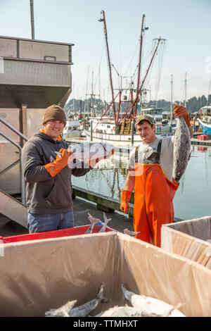 Stati Uniti d'America, nello Stato di Washington, Ilwaco, il porto di Ilwaco situato sulla costa sudoccidentale di Washington appena dentro il Columbia River bar, Jessie Ilwaco della FIS Foto Stock