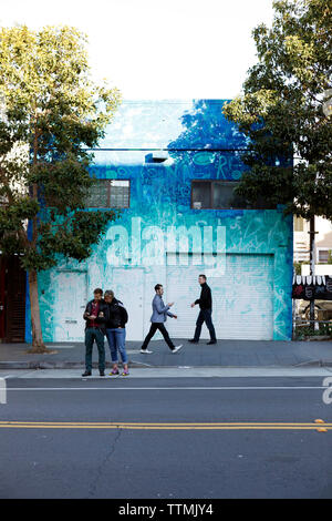 Stati Uniti, California, San Francisco, la missione, Valencia scene di strada Foto Stock