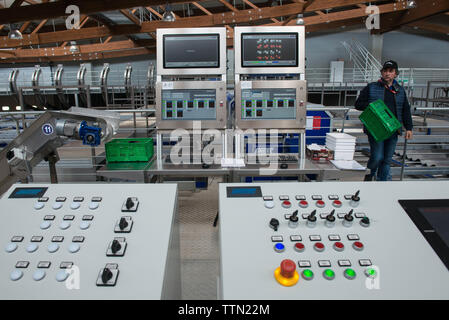 Turi, Bari 11/05/2019: Sede operativa della Organizzazione produttori "Giuliano Pugliafruit'. Visita in occasione della campagna coop 'ciliegie No Pes Foto Stock