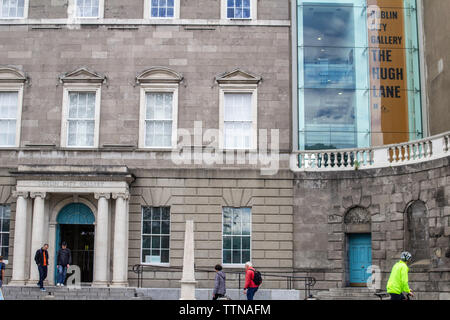 L'ingresso alla Hugh Lane Art Gallery in Parnell Square, Dublino, Irlanda. Noto anche come il Dublin City Gallery Foto Stock