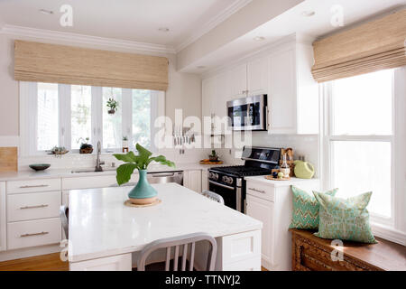 Interno della cucina moderna Foto Stock