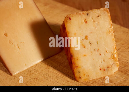 Cunei di artigiano, hard formaggi di capra dalla canzone Colomba Dairy in Berks County, Pennsylvania, STATI UNITI D'AMERICA Foto Stock