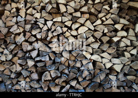 Full frame shot di legna da ardere di pila Foto Stock