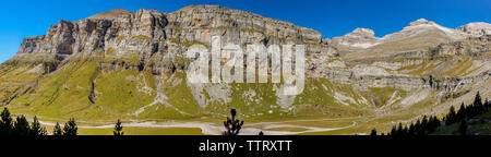 I colori autunnali di Ordesa Valley in Huesca Foto Stock