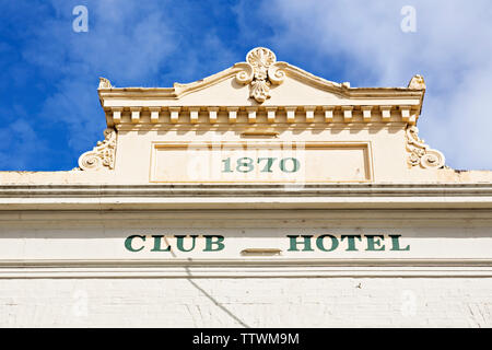 Circa 1870 Club Hotel nella storica 1850 gold città mineraria di Clunes in Victoria Australia. Foto Stock