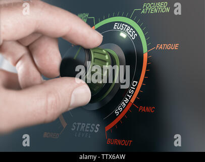 Mano ruotando un interruttore per gestire il livello di stress e di impostazione di eustress invece di angoscia. Composite tra una fotografia e una 3D sfondo. Foto Stock