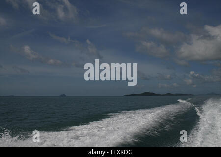 Svegliati al mare, Phang Nga Bay, Phuket, Thailandia Foto Stock