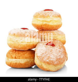 Gustose ciambelle con marmellata su sfondo bianco. Hanukkah celebrazione concept Foto Stock