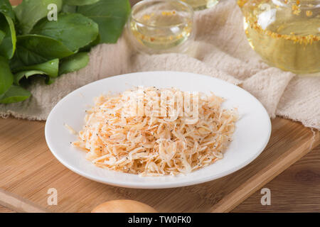 Pelle di gamberetti è un tipo di ingrediente, principalmente costituito da peloso elaborazione adibiti alla pesca di gamberetti. Gamberetti pelle è molto ricca in ferro, calcio e fosforo. Foto Stock