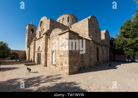 Antica St Varnavas ( Barnaba ) la chiesa si trova a Salamina, la parte settentrionale di Cipro. Foto Stock