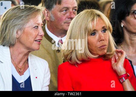 Brigitte Macron e Brigitte Cluzel frequentare la cerimonia di apertura della casa Respîte, Tassin-la-Demi-Lune, Francia Foto Stock