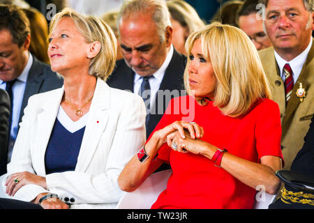 Brigitte Macron e Brigitte Cluzel frequentare la cerimonia di apertura della casa Respîte, Tassin-la-Demi-Lune, Francia Foto Stock
