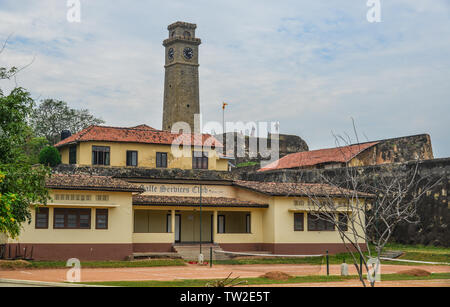 Galle, Sri Lanka - Dic 21, 2018. Forte Galle torre dell orologio in Sri Lanka in una giornata di sole. Foto Stock