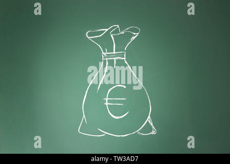 Sacco di denaro prelevato con un gessetto a bordo Foto Stock