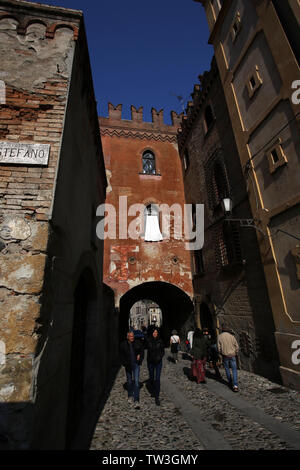 Castell'Arquato, Italia - 14 Ottobre 2018: vista di castell'arquato, una bella città in Italia Foto Stock