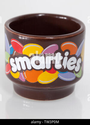 Vintage Smarties dolci coppa di uovo da Hornsea Pottery Foto Stock