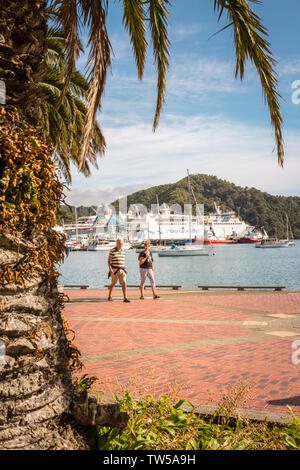 Area di parcheggio, Picton Ferry port, Isola del Sud, Nuova Zelanda Foto Stock