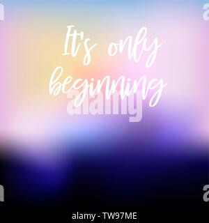 Modificabile illustrazione di alta misty nubi in un blu e cielo arancione realizzato con un testo Illustrazione Vettoriale