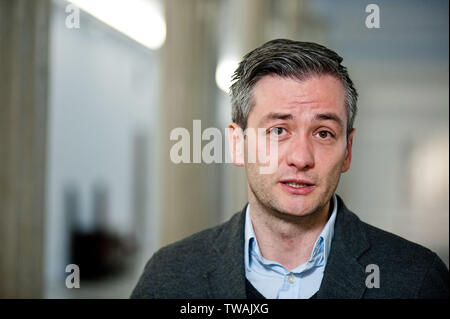 Robert Biedron - uomo politico polacco, membro del Parlamento europeo, attivista LGBT Foto Stock