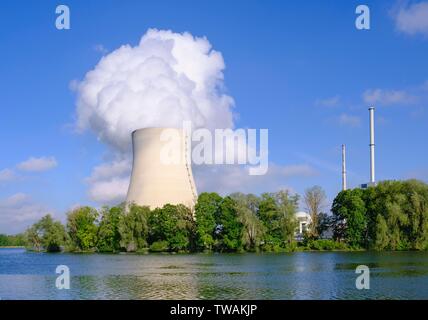 Isar I e II Isar centrale nucleare di Niederaichbach serbatoio, Isar vicino a Landshut, Bassa Baviera, Baviera, Germania Foto Stock