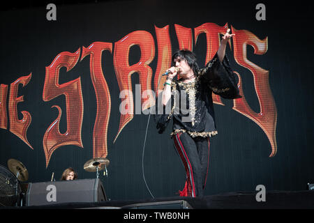 Firenze , XV di giugno. I puntoni esegue live @ FIrenze rocce 2019, Ippodromo del Visarno , Firenze, Italia. Copyright Davide Merli | Alamy Foto Stock