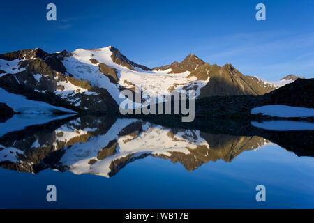 Austria, Tirolo, Alpi Stubai, Wilder Freiger (picco). Foto Stock