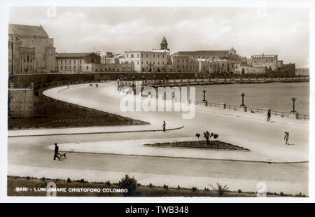 Bari, Italia - il lungomare di Cristoforo Colombo Foto Stock