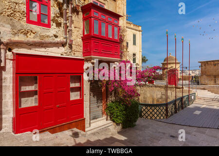 Le cupole e i tetti al tramonto, La Valletta , Malta Foto Stock