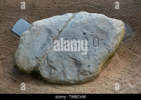 Stati Uniti d'America ma Massachusetts Plimouth Plymouth Plymouth Rock sulle rive della Baia di Plymouth dove i pellegrini hanno detto di avere sbarcati per la prima volta Foto Stock