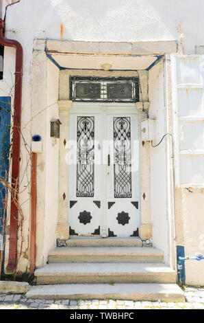La vecchia porta di una casa rurale, urla, Izmir Foto Stock