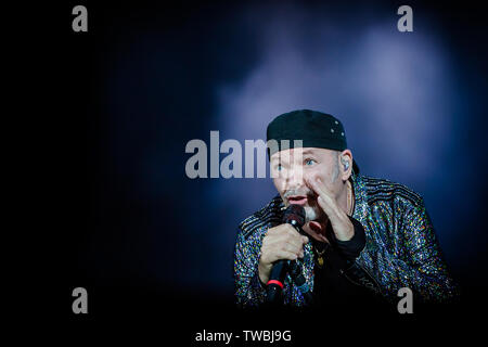 Milano, Italia. 07Th Giugno, 2019. Vasco Rossi si esibisce dal vivo a Milano allo Stadio San Siro per il suo tour VascoNonStopLive 2019. Credito: Danilo D'Auria/Pacific Press/Alamy Live News Foto Stock