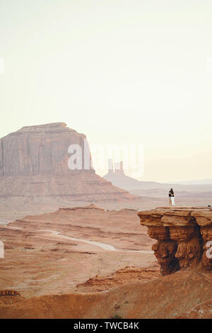 Il fidanzato di proporre alla moglie in Arizona Foto Stock