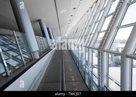 MALLORCA, Spagna - 5 Maggio 2019: architettura moderna interno dell' Aeroporto di Palma di Mallorca. Foto Stock