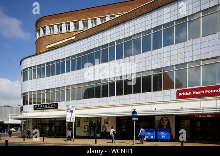 Doncaster Town Center, South Yorkshire Pavoni shop Il Grade ii Listed è un edificio, l'ex "Co-Coperative Emporium e Danum House Foto Stock