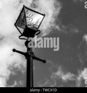 Lampada vittoriana Post, Londra Vittoriana convertita in gas street lampada. Foto Stock