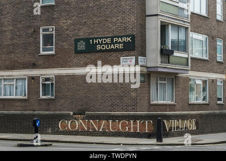 Il Hyde Park Station Wagon, quartiere residenziale nella zona di Paddington a Londra, Inghilterra, Regno Unito Foto Stock