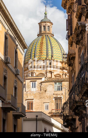 Cupola della chiesa di San Giuseppe dei Padri Teatini, Palermo, Sicilia, Italia, Europa Foto Stock