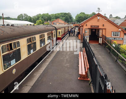 West Somerset Railway corre attraverso North Somerset. Gestito da personale e volontari porta trippers giorno, communters, appassionati e tavellers al nord Foto Stock