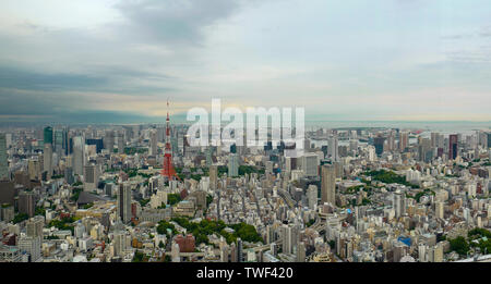 Tokyo, Giappone, 1st, Giugno 2017. La vista dell'area di Roppongi. Roppongi è un distretto di Minato, Tokyo, Giappone Foto Stock