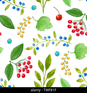 Bellissima seamless pattern con disegnati a mano acquerelli di bacche e foglie su sfondo bianco. Mirtillo, ribes bianco, SAMBUCO bacche e ciliegia. Foto Stock