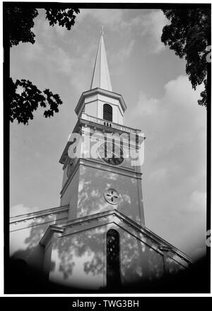 - La Chiesa Presbiteriana, Pioneer e strade di olmo, Otsego Township, Cooperstown, Otsego County, NY Foto Stock