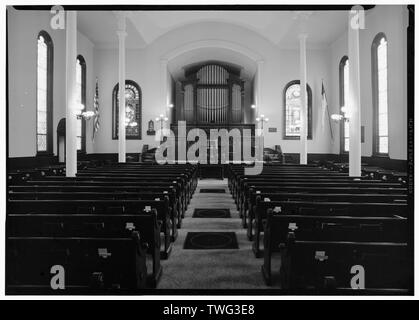 - La Chiesa Presbiteriana, Pioneer e strade di olmo, Otsego Township, Cooperstown, Otsego County, NY Foto Stock