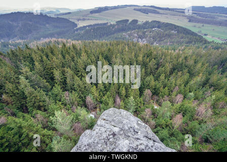 Vista aerea dalla montagna Ostas Riserva Naturale nella tabella montagne gamma in Repubblica Ceca Foto Stock