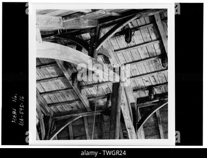 Inquadratura DEL TETTO, vista dettagliata - Old Ship Chiesa, 88 Main Street, Hingham, Plymouth County, MA Foto Stock