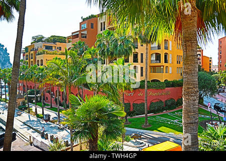 Fontvieille, Monaco - Giugno 13, 2014: yacht e imbarcazioni da diporto nel Porto di Fontvieille Foto Stock