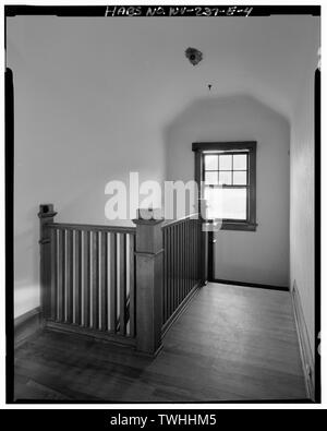 Secondo piano, sala guardando a sud-est. - Parsons nursery, Manager's Residence, lato sud degli Stati Uniti Route 219, Parsons, Tucker County, WV Foto Stock