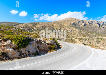Strada di Montagna vicino al villaggio di Olympos su Karpathos Island, Grecia Foto Stock