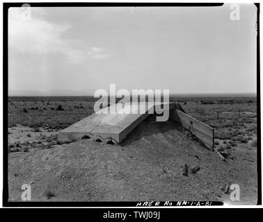 La strumentazione del sito- bunker di strumentazione a 800 WEST, guardando verso sud-ovest - White Sands Missile Range, Trinità, sito in prossimità di percorsi 13 e 20, sabbie bianche, Dona Ana County, NM Foto Stock